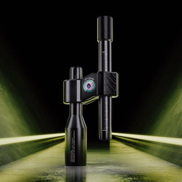 ライクワイズ EvolutionStudio1_grande.jpg?v=